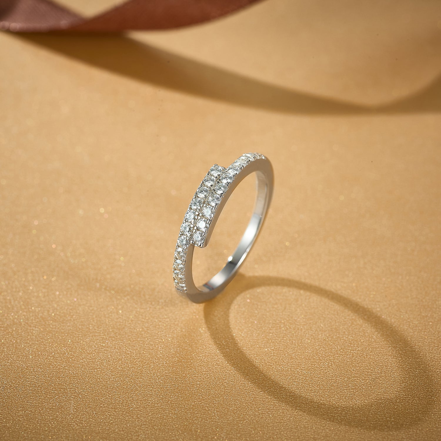 Angle Gleam Ring