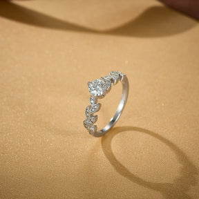 Leafy Sparkle Ring