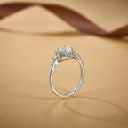 Elegant Cluster Ring
