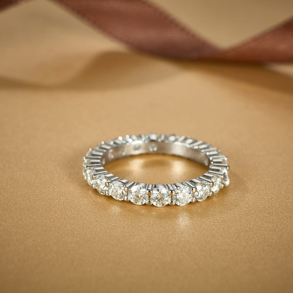 Eternal Circle Ring