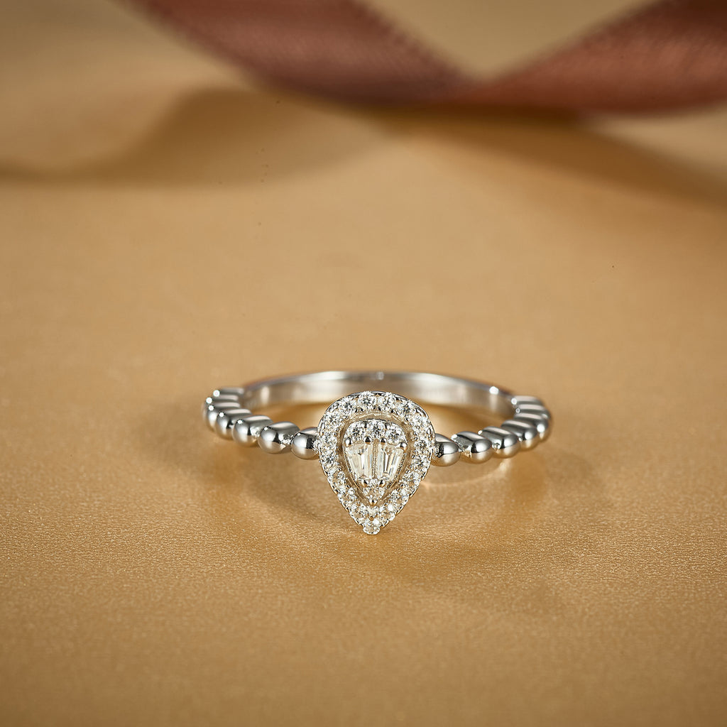 Teardrop Halo Beaded Ring