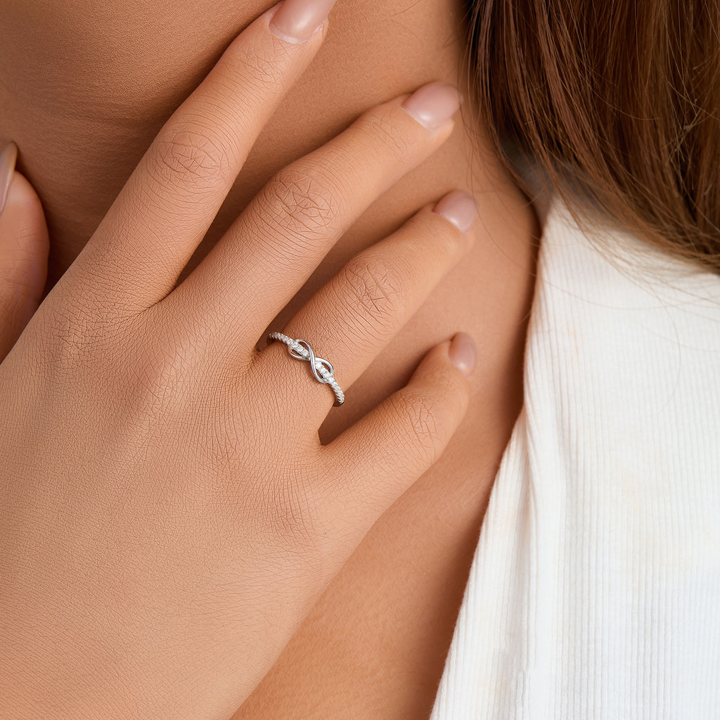 Eternity Twist Ring