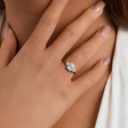 Elegant Cluster Ring