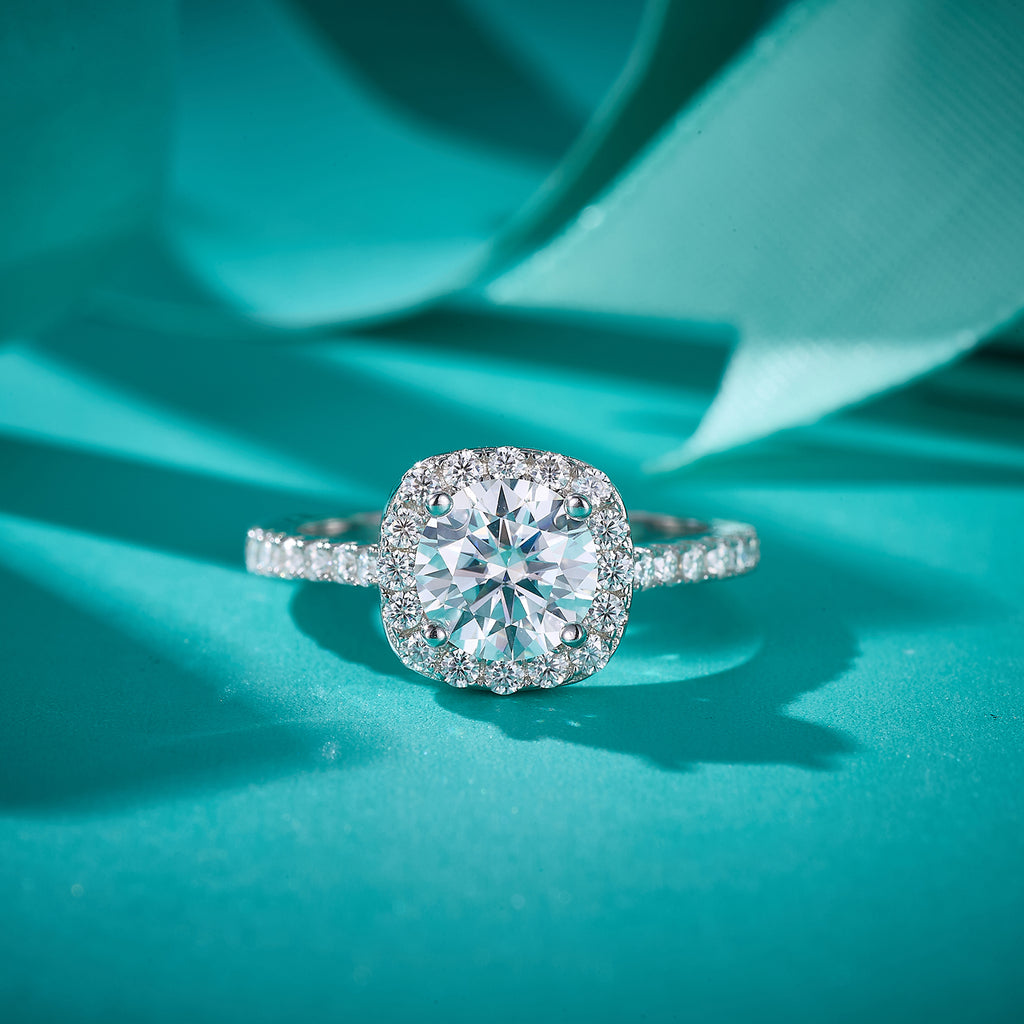 Timeless Halo Shine Ring