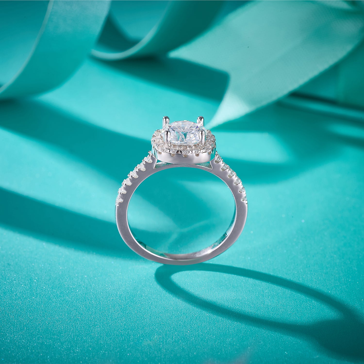 Timeless Halo Shine Ring