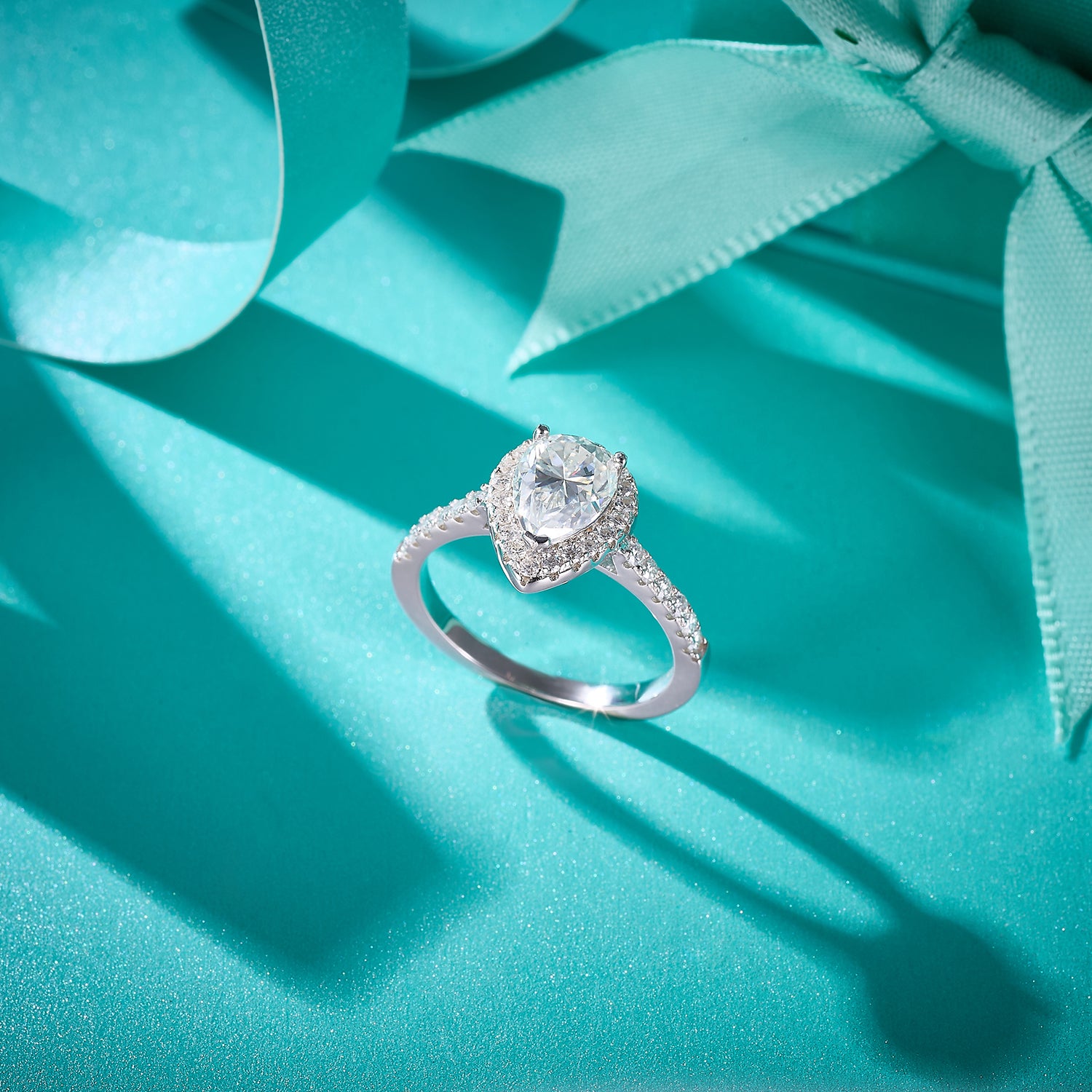 Teardrop Halo Sparkle Ring