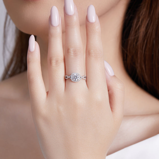 Vintage Halo Twist Ring Main Image