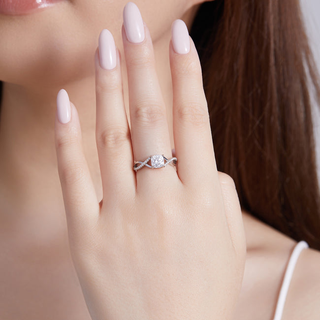 Twisted Princess Sparkle Ring Main Image