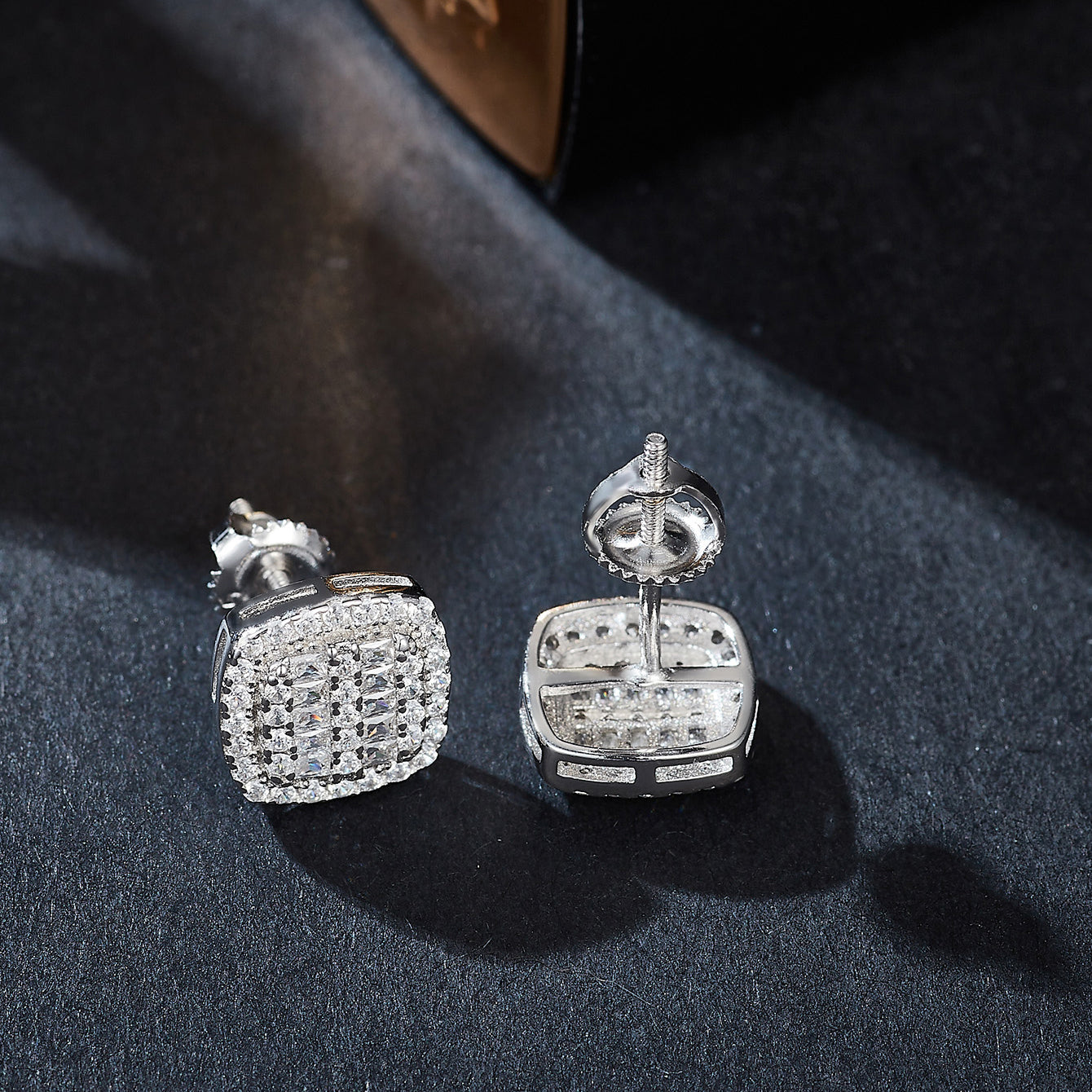 Geo - Spark Square Studs