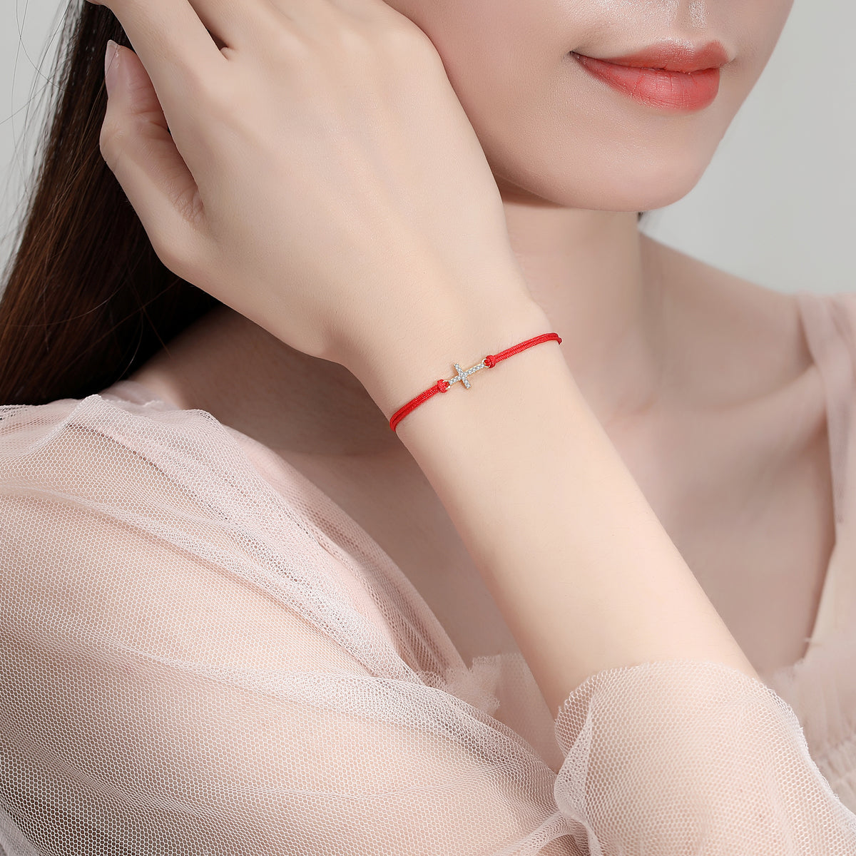 CROSS RED STRING BRACELET