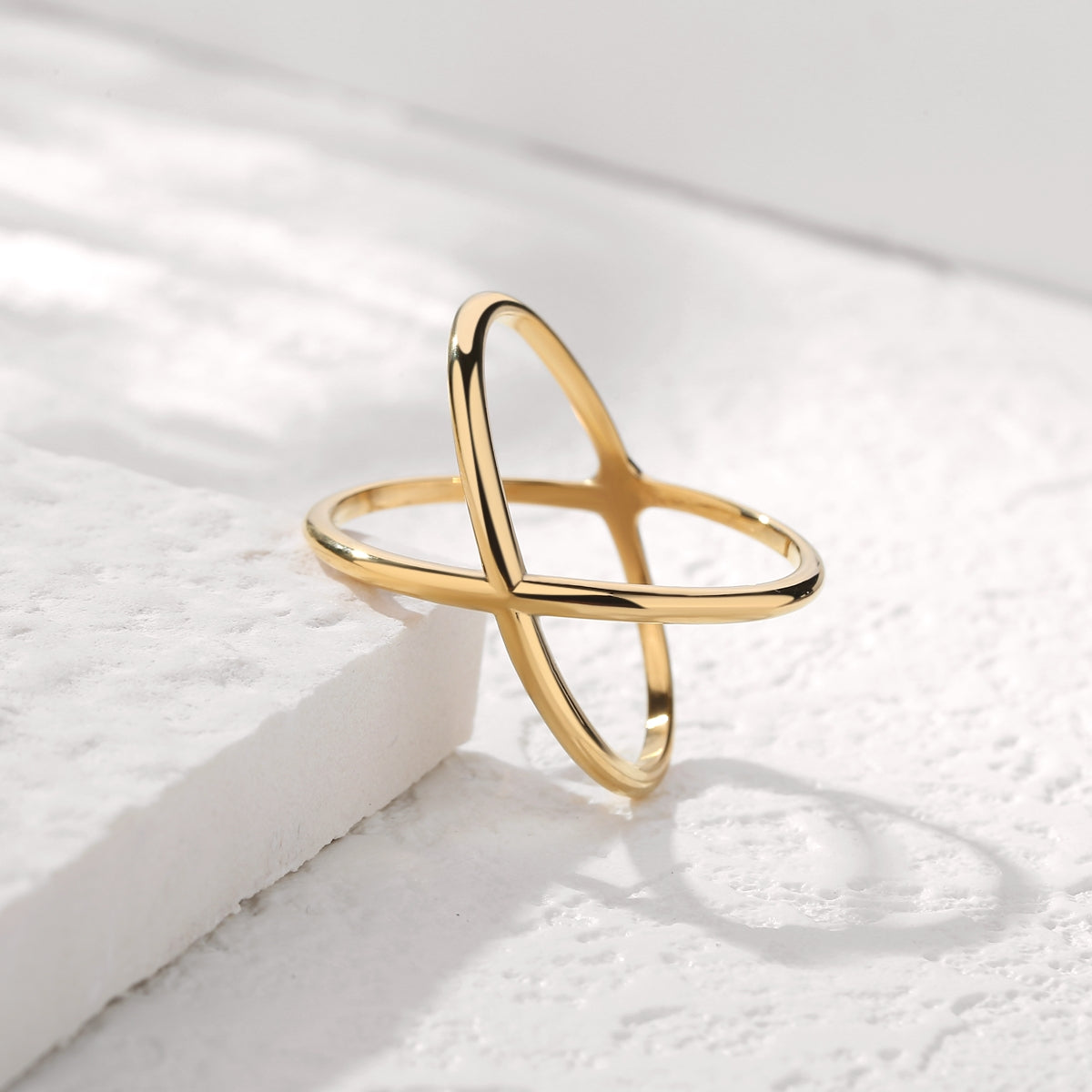 GOLD "X" CRISS CROSS SKINNY BAND RING