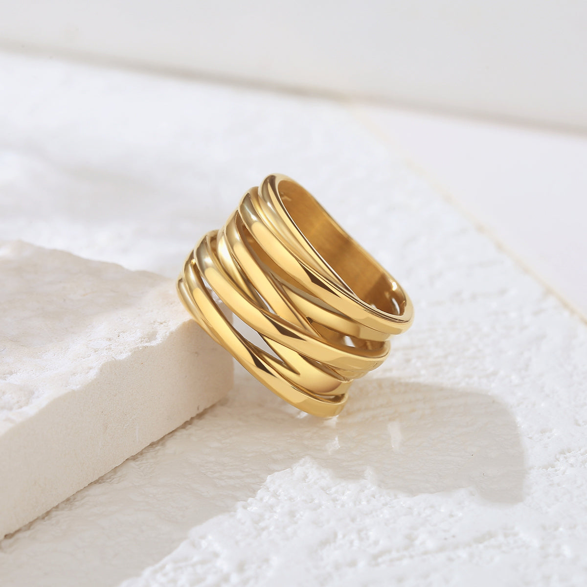 GOLD KNOT CROSS STACK RING