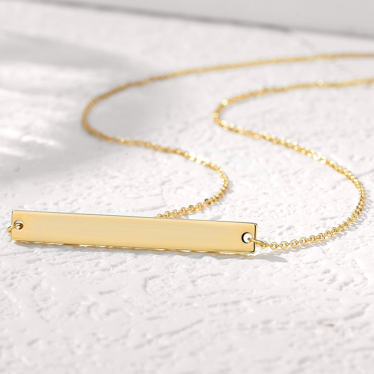 HORIZONTAL BAR NECKLACE