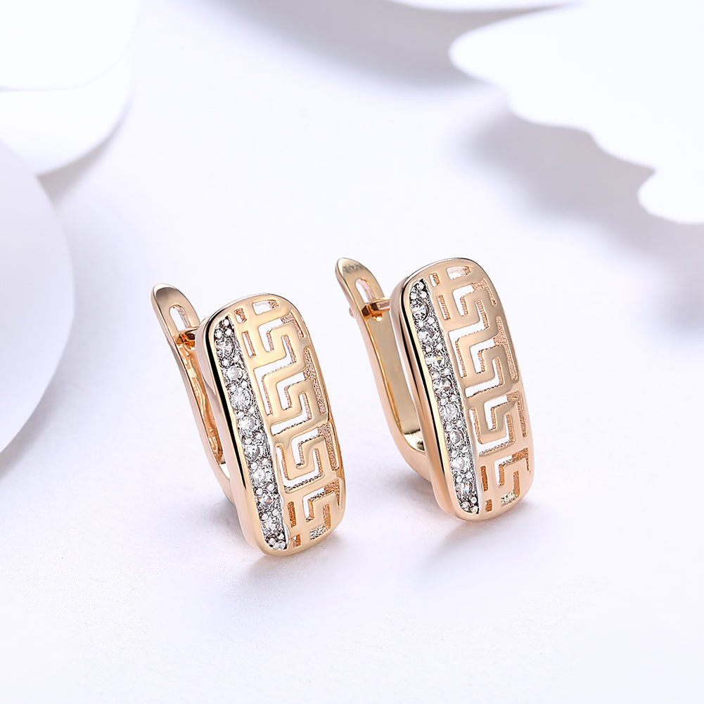 CZ HOLLOW OUT STUD EARRINGS