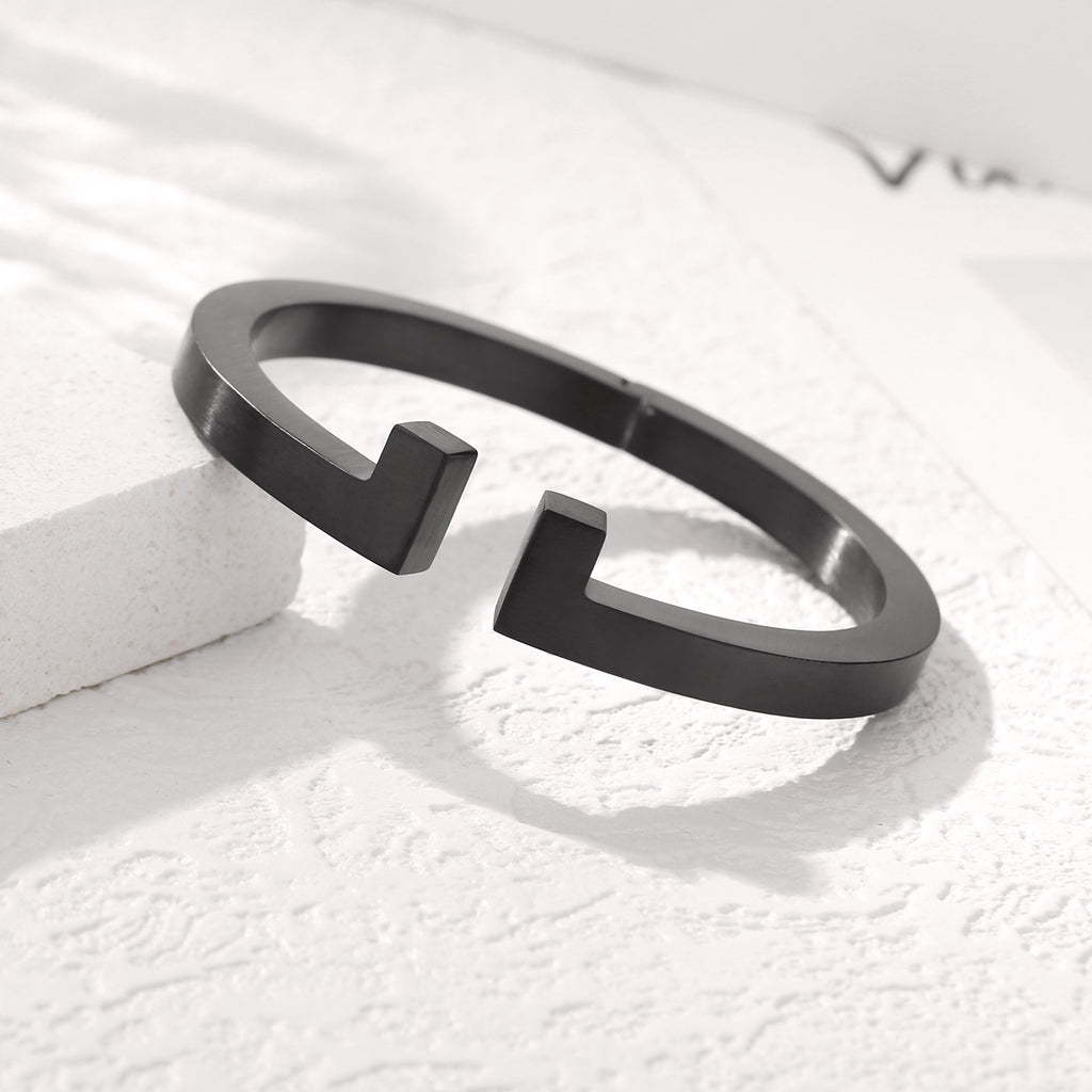 Men's Spring-Clasp Half T Cuff