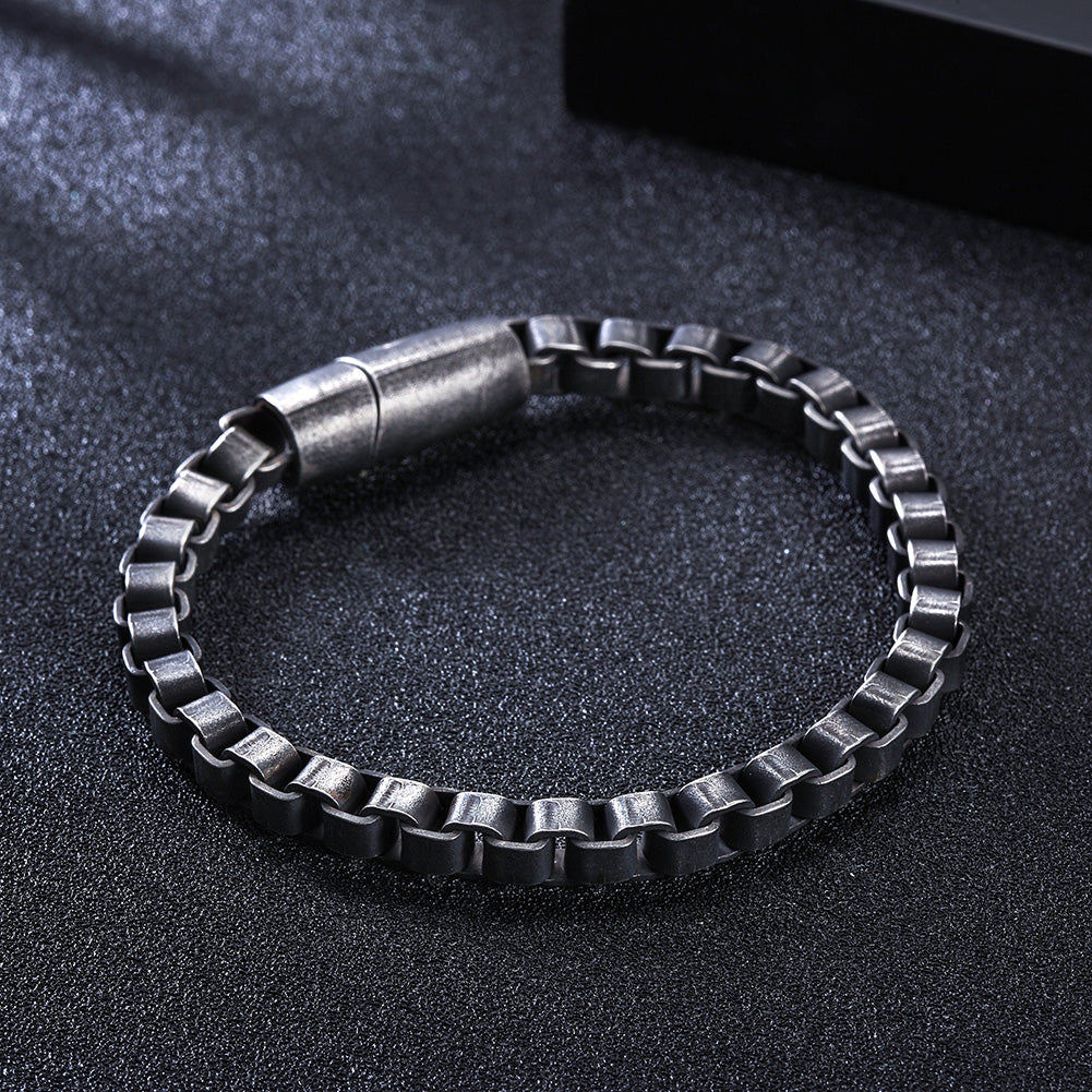 SQUARE CHAIN MAGNET BRACELET