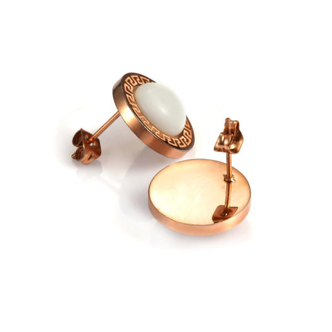 Pearl Round Studs