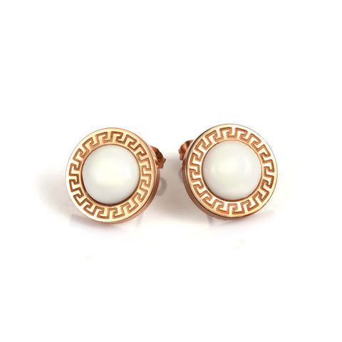 Pearl Round Studs