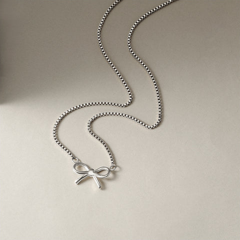 Bow Pendant