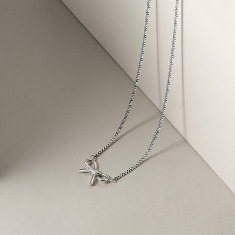 Bow Pendant