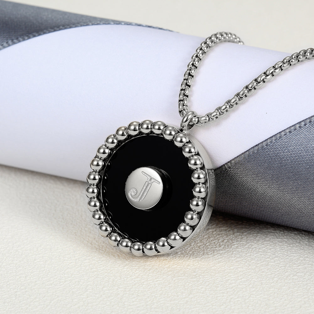 SURROUND BALLS BLACK CIRCLE PENDANT NECKLACE