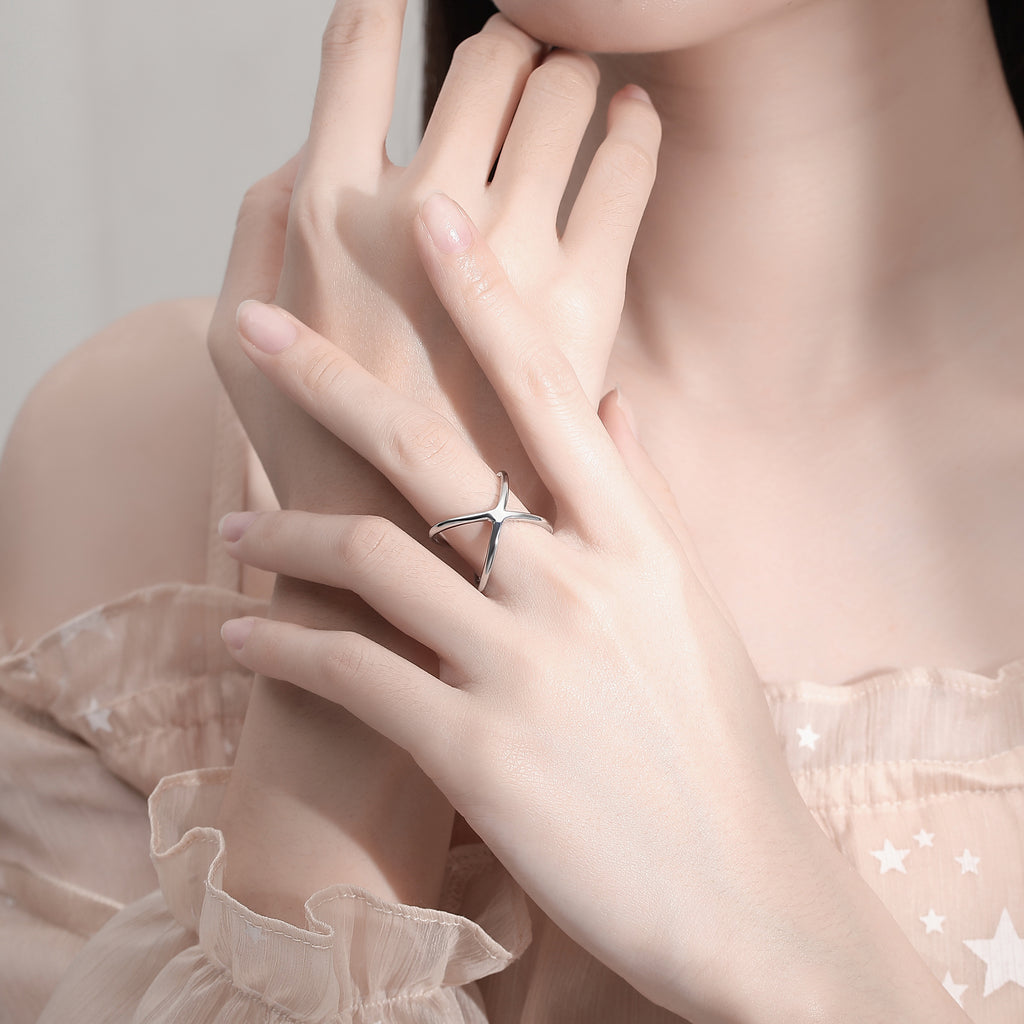 Silver "X" Criss Cross Skinny Band Ring