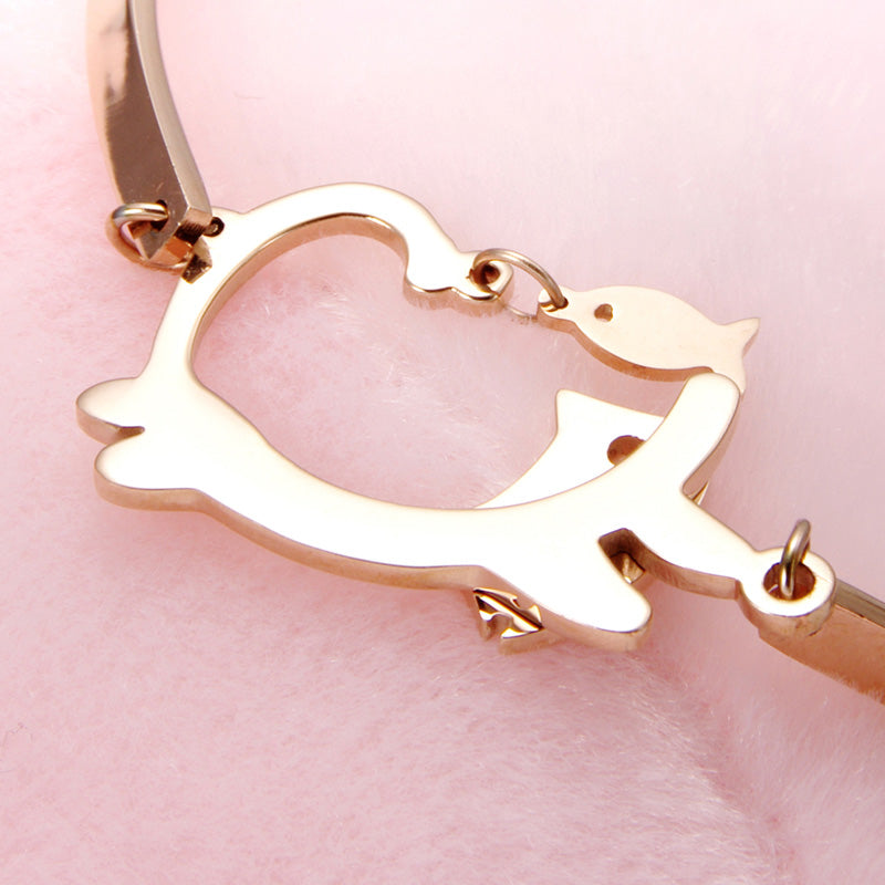 KITTEN CAT EATS FISH BANGLE